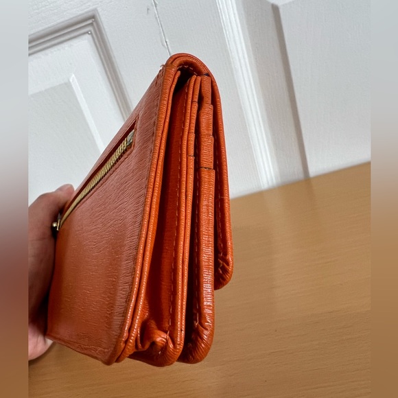 TUSK Madison Gusseted Leather Wallet Orange - Picture 4 of 10